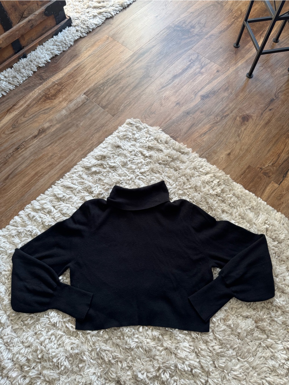 Aritzia Wilfred Black Cropped Cashmere Blend Turtleneck Sweater